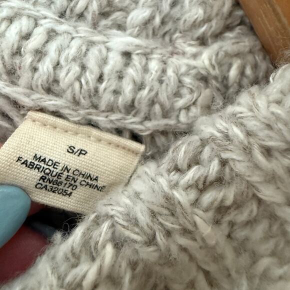 SLEEPING ON SNOW | Anthropologie Eldora Open Weave Cream Turtleneck | Small - Picture 7 of 7